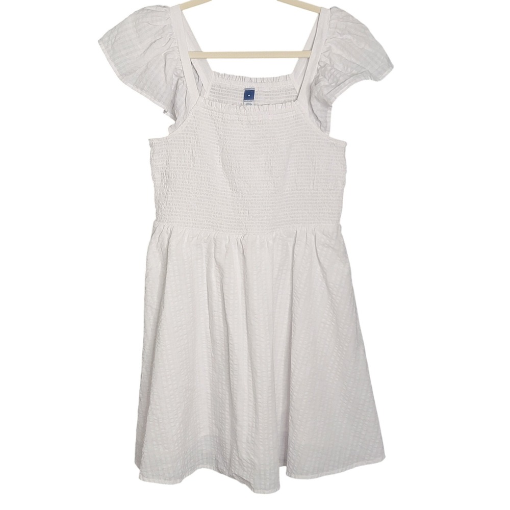 Old Navy Smocked Mini Dress Womens Medium White Flutter Sleeve Seersucker